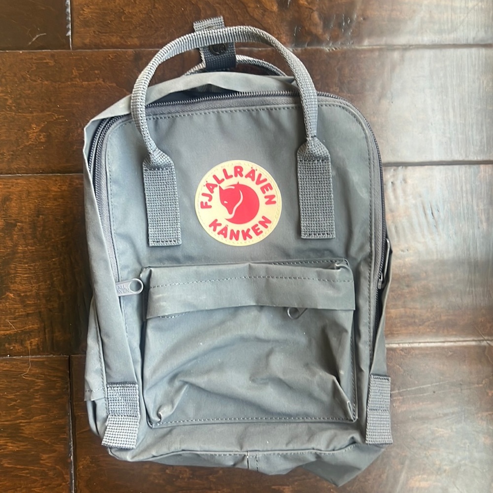 Fjallraven Kanken Mini Backpack great condition super grey